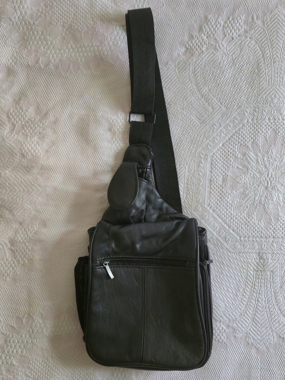 db design Black Genuine Leather Crossbody Sling Bag Over the Shoulder Organizer